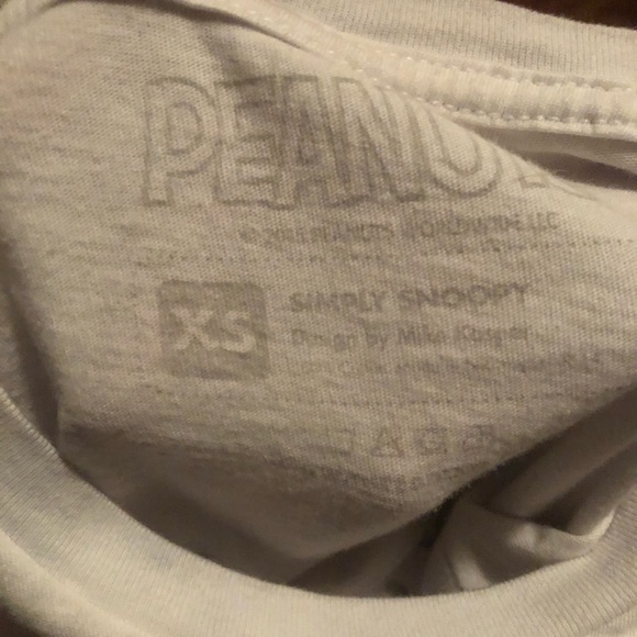 Peanut T-shirt - Picture 2 of 2